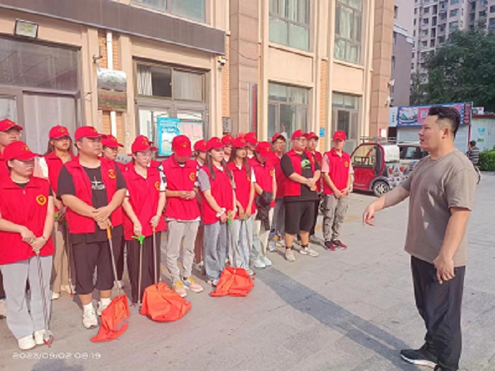 9月2日安博网页版登录入口_安博(中国)在凤凰城A区开展志愿服务活动 (4).jpg